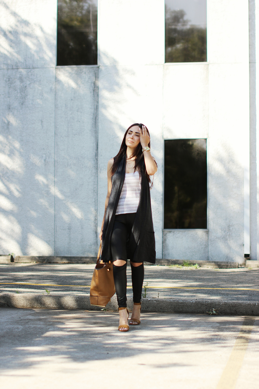 FTT-LEATHER-LOOK-LEGGINGS-VEST-STRIPED-SHIRT-SANDALS5