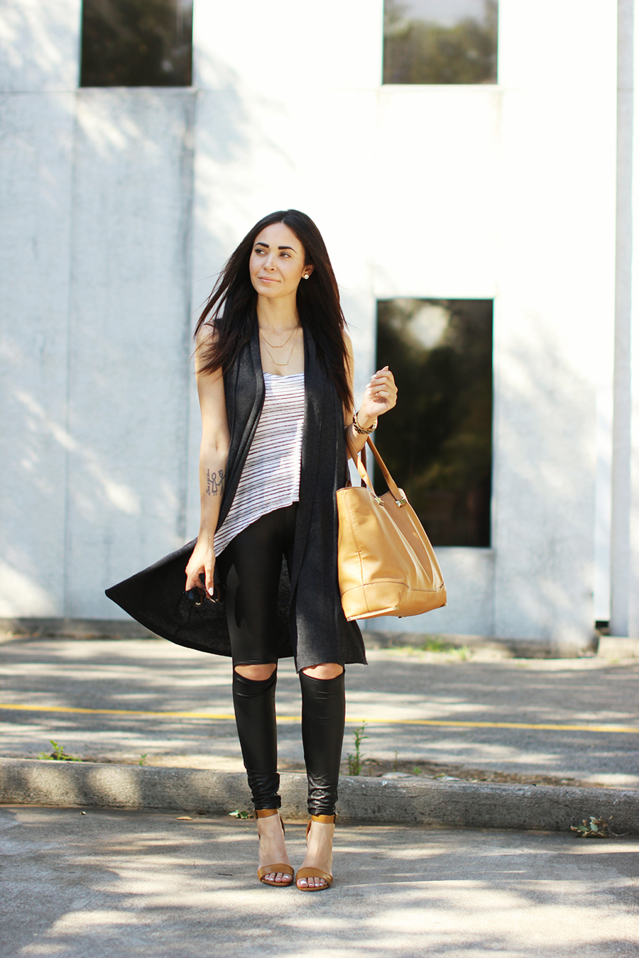 FTT-LEATHER-LOOK-LEGGINGS-VEST-STRIPED-SHIRT-SANDALS6