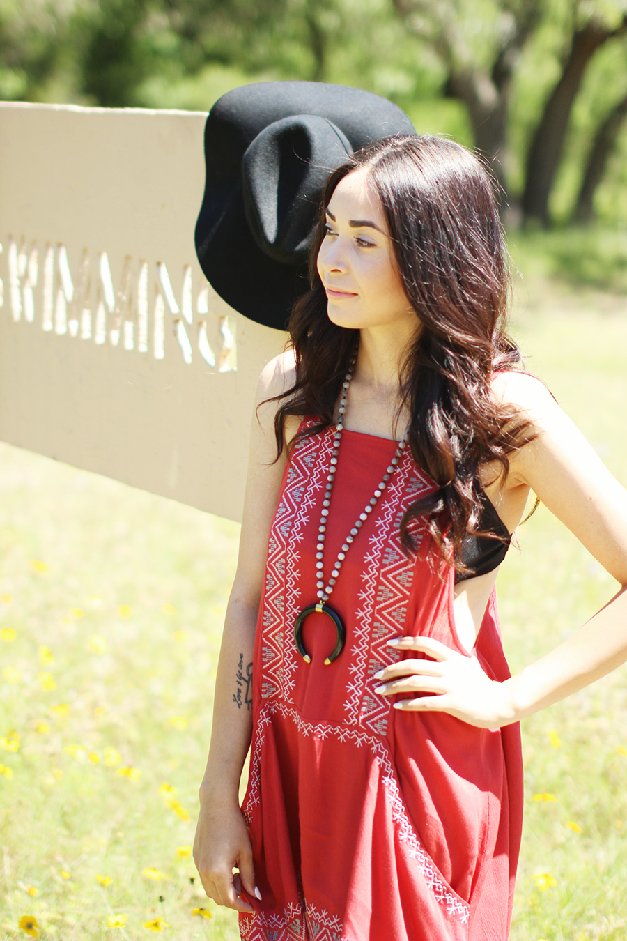 FTT-RED-PINK-SILVER-DRESS-HAT-WATER-FASHION-SHOOT-12